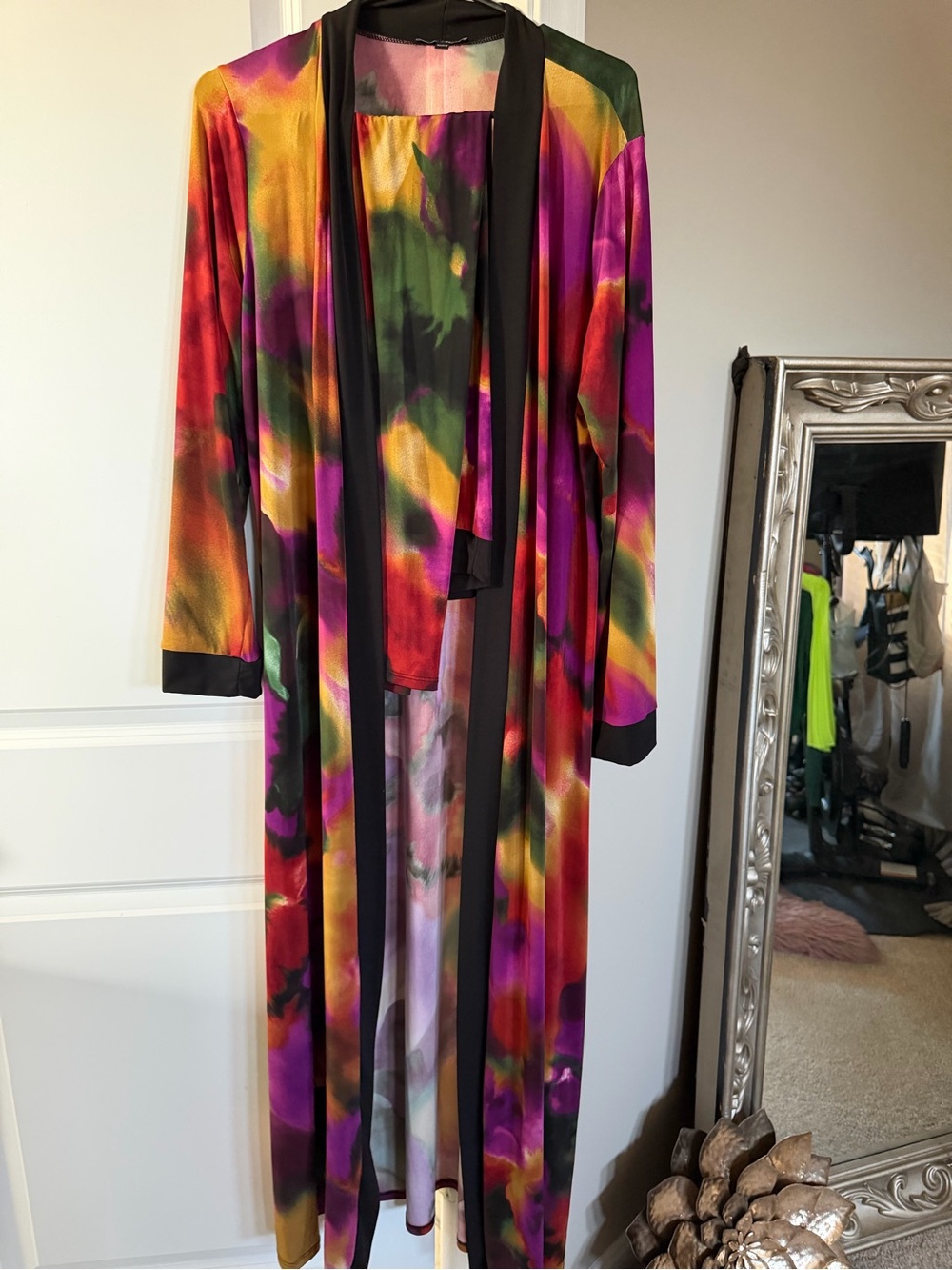 2pc set Fashion Nova Multicolor Satin Duster Robe with Black Trim